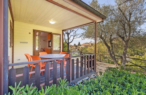Pietra Ligure House | Mobile Home 'Pian Dei Boschi - Superior 8' with Shared Pool, Wi-Fi and Air Conditioning