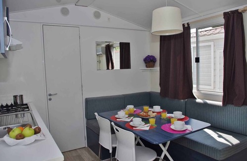 Fontanelle House | Mobilehome with air conditioning, semi-covered wooden terrace and pool