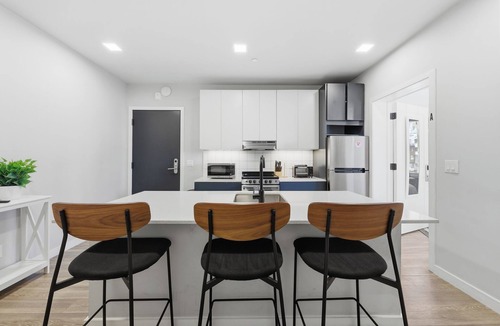 Northern Liberties Apartment | Modern 2BR, 1BA Apartment in Great Location