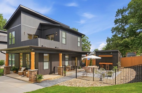 Kannapolis House | Modern 2BR + Bunk Room Oasis, Short Walk to Downtown Kannapolis