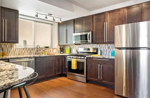 Central West End Condo | Modern 2BR Designer CWE Condo ABODEbucks