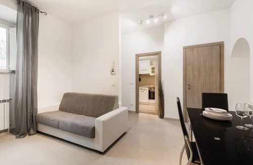 Tiburtino Apartment | Modern Apartment in the Heart of Rome