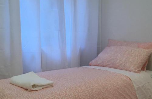 Gorla Apartment | MODERN APARTMENT WITH BALCONY AND FREE PARKING CLOSE to THE METRO
