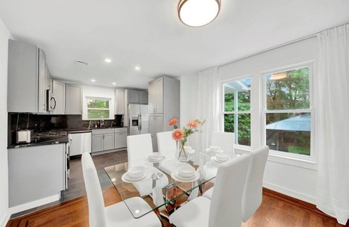 Southeast Yonkers Apartment | Modern Comfort in the Heart of NYC