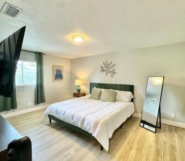 Palm Harbor House | Modern cozy Home Palm Coast
