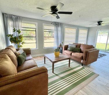 Palm Harbor House | Modern cozy Home Palm Coast