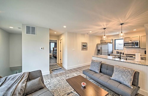 Herron Morton Condo | Modern Indianapolis Condo < 2 Miles to Downtown!