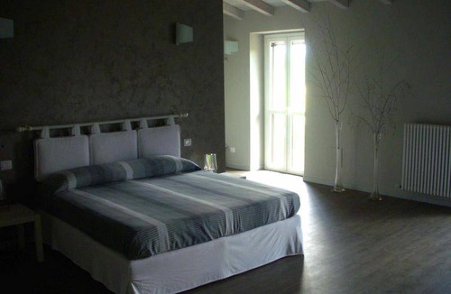 Calvignano House | Motel ∙ 8 guests