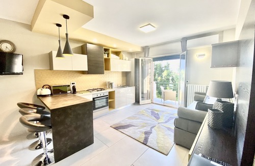 Drapia House | "MOTTOLA APARTMENT" Suite 200 mt from the sea