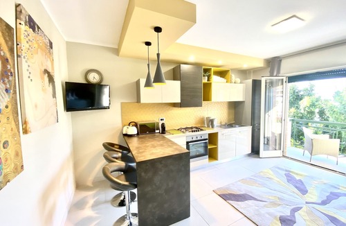 Drapia House | "MOTTOLA APARTMENT" Suite 200 mt from the sea