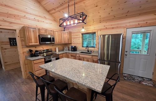 Whittier Cabin | Mountain Due | Cozy, Private & Perfectly Located