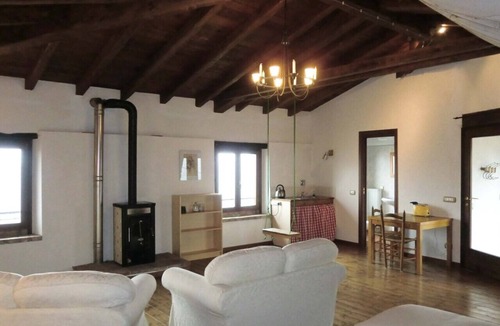 Primaore House | Mountain Retreat - 3 self-contained properties accommodating up to 14 plus cot