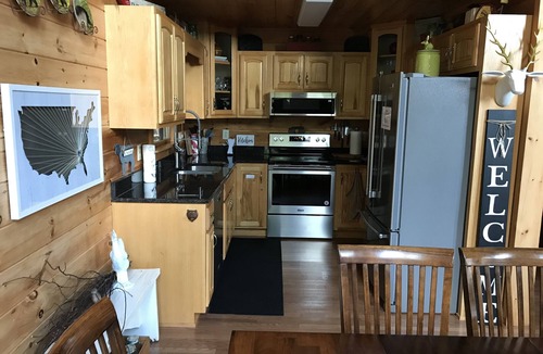Blue Ridge Cabin | Mountain Top Stunning Views. Peaceful and Secluded. Super Clean.