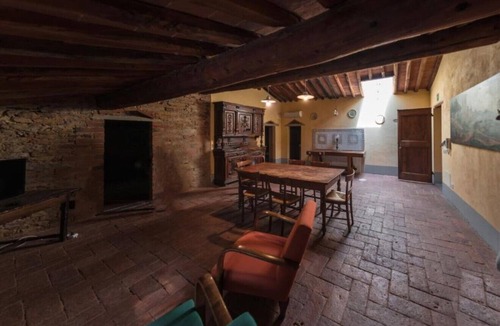 Chiassa Superiore Apartment | Muciafora Apartment