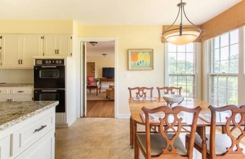 Franklin House | Multiple King beds, 25 mins near downtown.