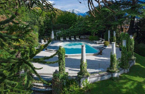 Santa Maria - Rezzonico Villa | My Rental Homes - Villa Camilla with swimming pool and a private tennis court.