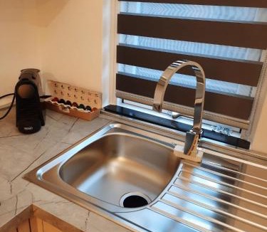 Gorla Apartment | n&ghomesweethome RaffaelloElegante appartamento ideale casa vacanze affari