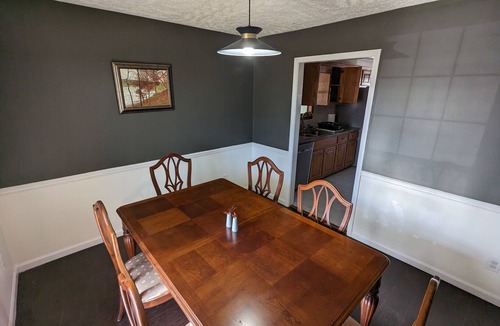 Jackson House | N. Jackson 3BR Oasis - Walk to Stores & Food