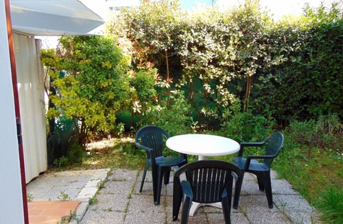 Numana Apartment | N157- Numana, three-room apartment with garden in the center