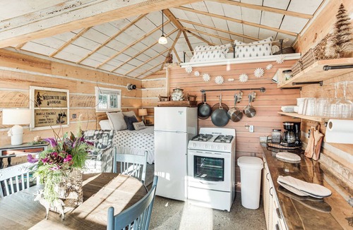 Elk River Apartment | Nature Lover's Paradise: Elk River Cabin