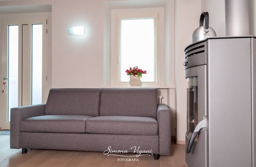 Zorzino Apartment | new and elegant apartment located in an old renovated barn