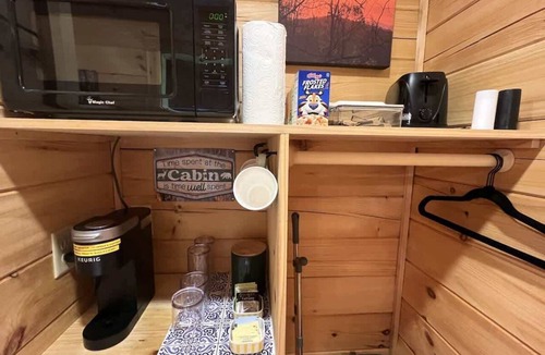 Floyd Cabin | NEW! Blue Ridge Bound Cabin 328