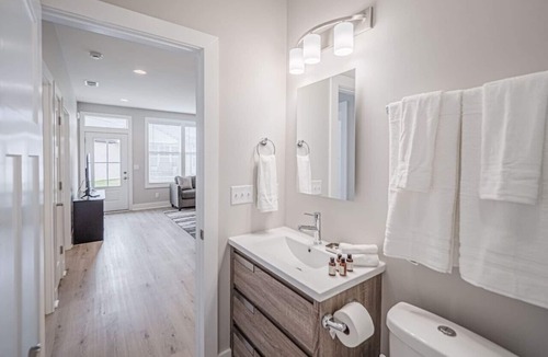 Evansville Condo | New Construction, New Furnishings, Luxury Unit