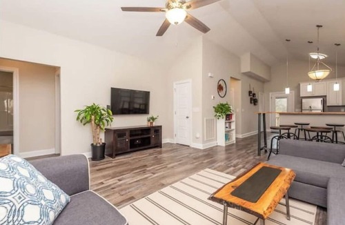 Kannapolis House | New listing Modern 3 Bedroom Kannapolis House!