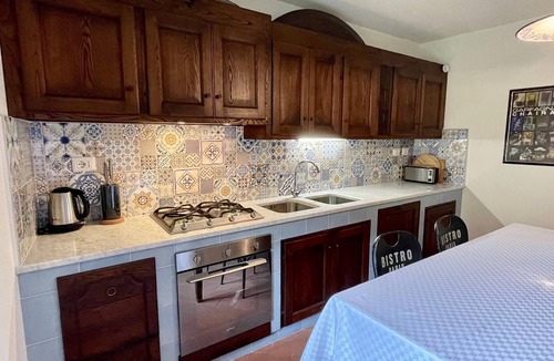 Fosciandora Villa | New! Restored farmhouse,private pool,plunge pool, river! Walk pizzeria. Perfect!