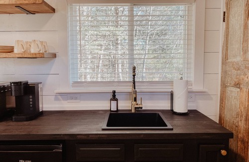 Dunlap House | New Unique Shipping Container Home near Fall Creek Falls State Park