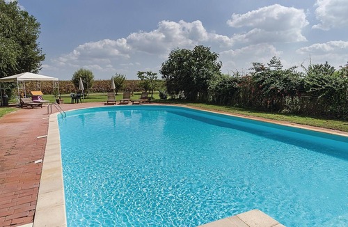 Pontecchio Polesine Apartment | Nice apartment in Pontecchio Pol. (RO)