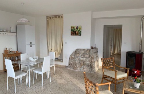 Matino Apartment | Nice apartment for 4 guests with WIFI, A/C, TV, patio and pets allowed