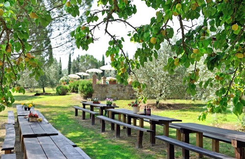 Peccioli Apartment | Nice apartment for 4 people with pool, A/C, WIFI, TV, pets allowed and panoramic view