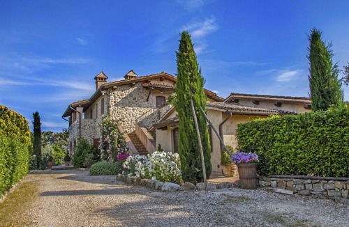 Allerona Apartment | Nice apartment for 6 guests with pool, WIFI, TV, patio, pets allowed and panoramic view