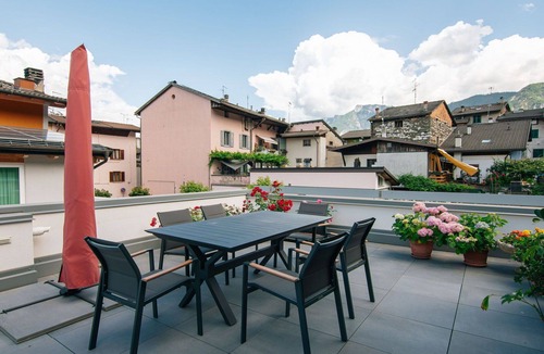 Caldonazzo Apartment | Nice apartment for 4 guests with WIFI, TV, patio and pets allowed