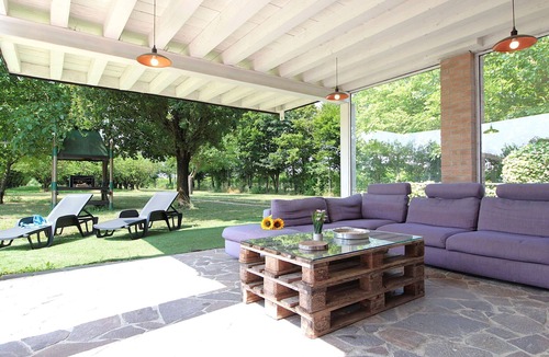Silea House | Nice apartment in villa for 6 people with WIFI, A/C, pool, TV, terrace and pets allowed