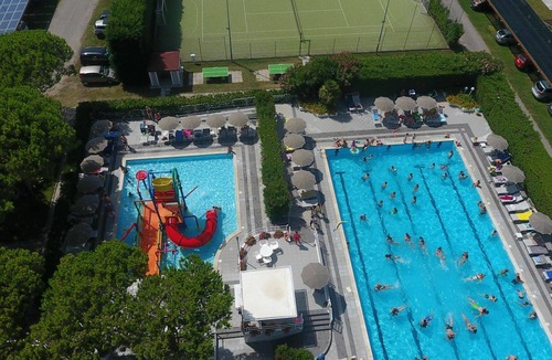 Lidi Ferraresi Apartment | Nice apartment for 4 guests with A/C, pool, WIFI, TV and parking