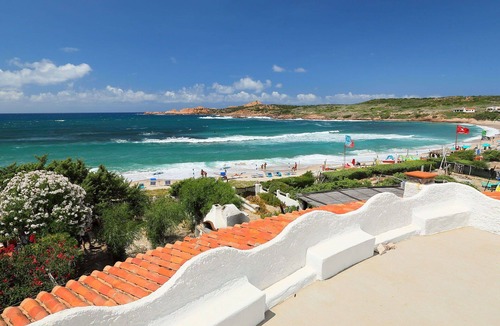 Trinita d'Agultu e Vignola Apartment | Nice apartment for 5 guests with TV, terrace and pets allowed