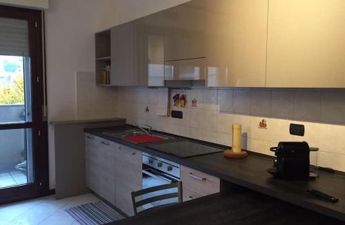 Quarto Oggiaro Apartment | Nice flat overlooking the park