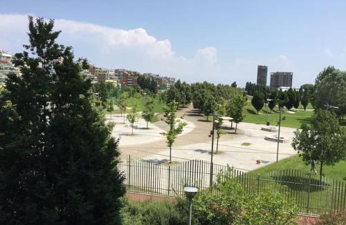 Quarto Oggiaro Apartment | Nice flat overlooking the park
