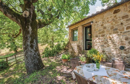 Radicondoli House | Nice home in Radicondoli -SI- with WiFi