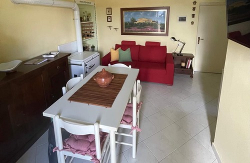 Tirli Apartment | Nido D'Arte, a studio apartment nestled in the silence of a medieval village in Maremma