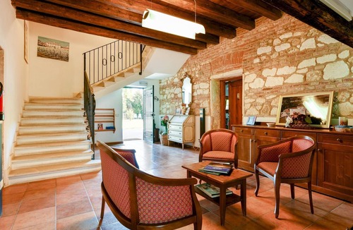 Longare Apartment | Noci apartment with two bedrooms and one bathroom on the first floor (apartment 3)