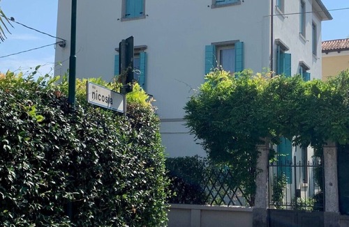 Santa Maria in Stelle House | Not just a vacation home, but simply our home.027042 LOC-12529