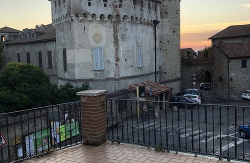 Casaleggio Boiro Apartment | Oasi Castellodilerma Park Terrace nel Monferrato Case Vacanza