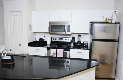 Eisenhower East Apartment | OasisCharming 2Bethroom+2baths FreeparkingWashingtonDCAnd ReaganNational Airport
