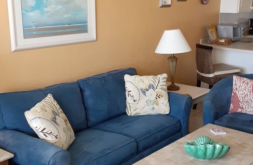 Ortona Park Condo | Ocean Front Condo. Magnificent Beach View.1B 1B Sleep 4. Hot tab & 2 pools open