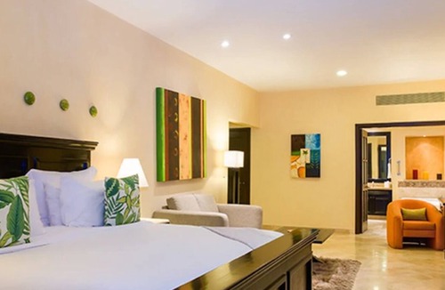 Williamsville Condo | Ocean front two bedroom condo resort on the beach, puerto Vallarta