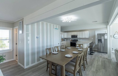 Avon House | Ocean views from every level, just steps from the Hatteras Island beaches.