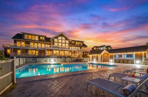Corolla House | Oceanfront Estate 18BR No Resort Fee Sleeps 40